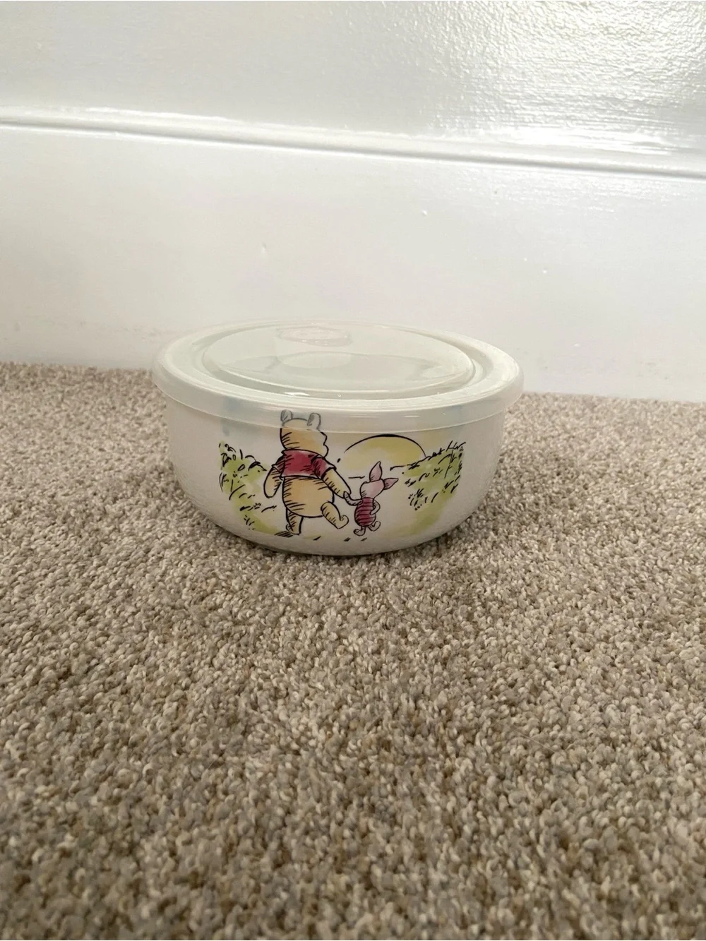 Disney Winnie the Pooh Ceramic Storage Bowl Container W/ Pressure Lid
